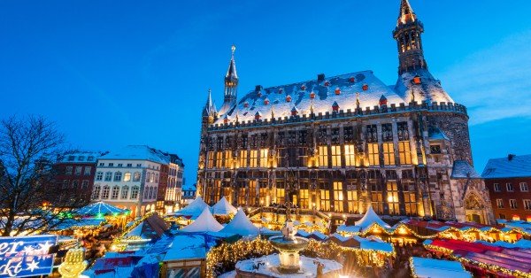 Unveiling Germany's 14 Most Enchanting & Must-See Christmas Markets